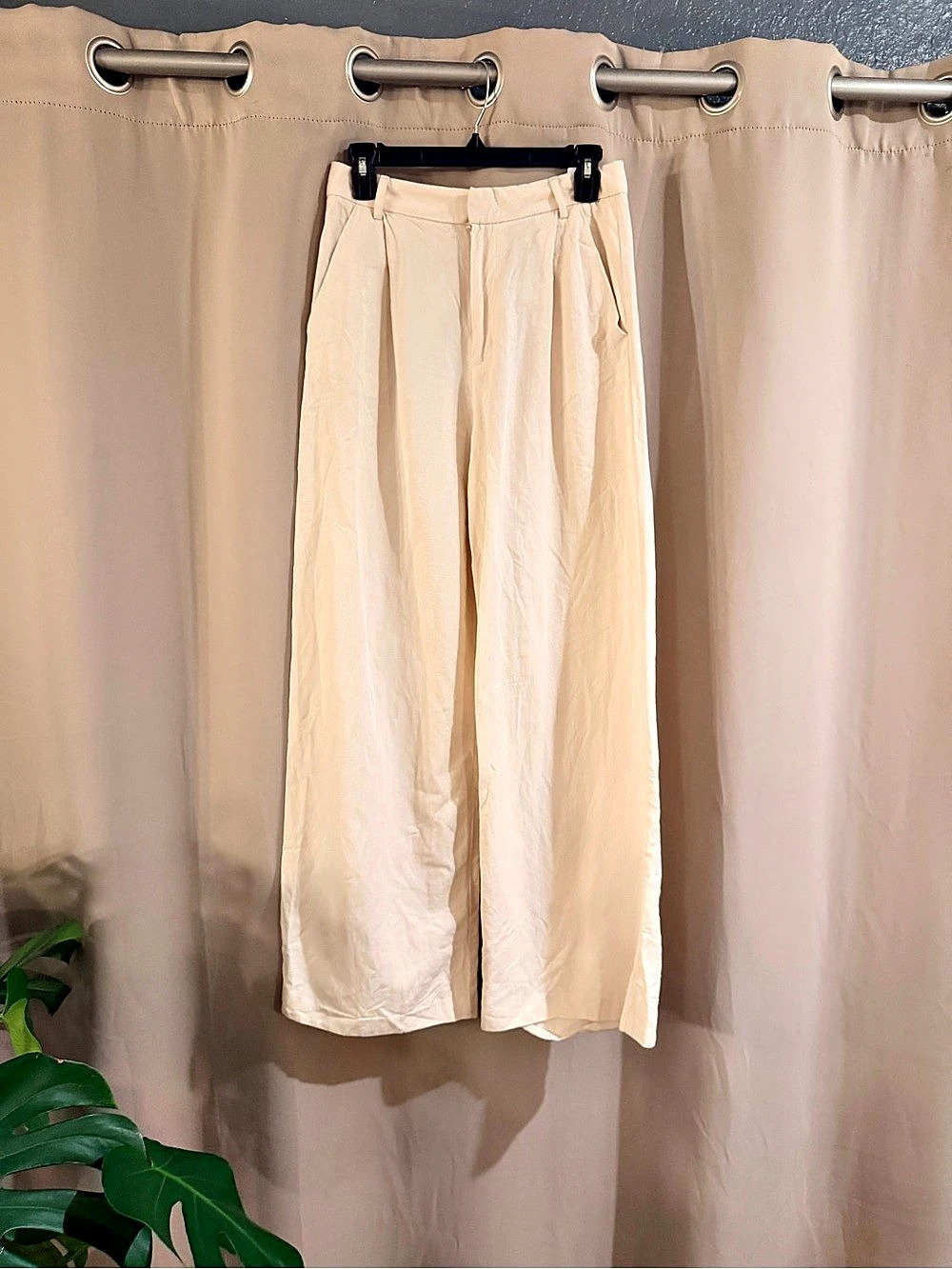 Zara Wide Leg Pants in Cream Size XS